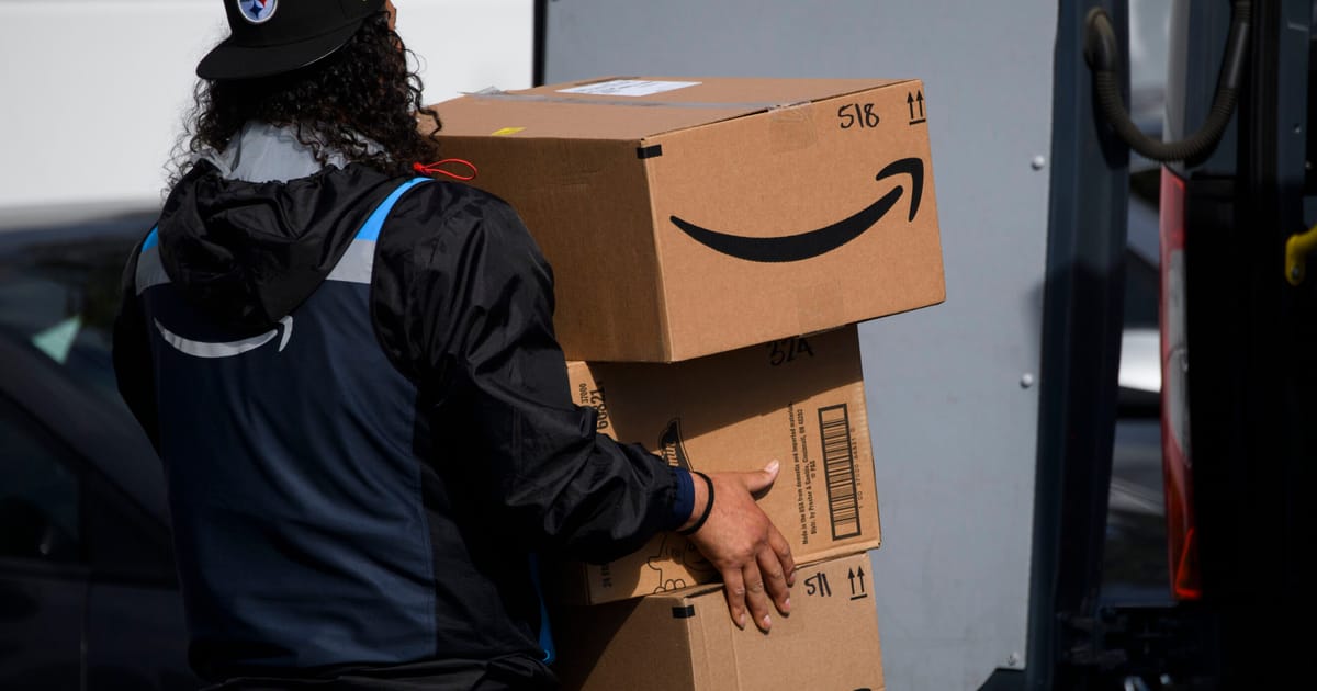 Barcelona vs. Amazon: City to tax courier vans